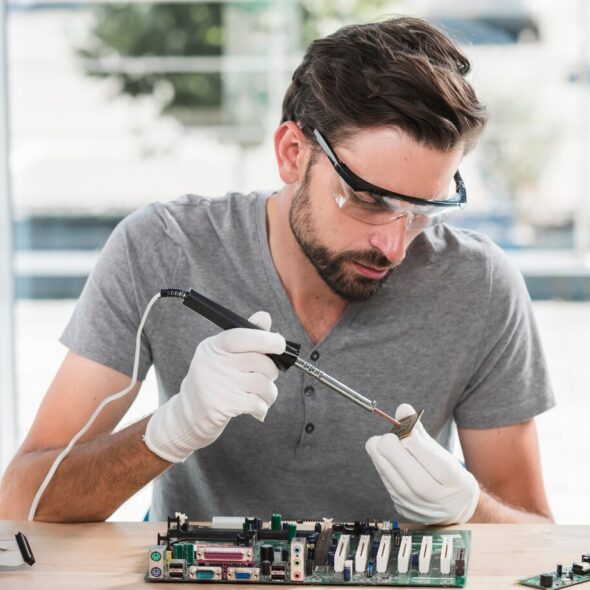 E Care Infotech laptop Repairing Service